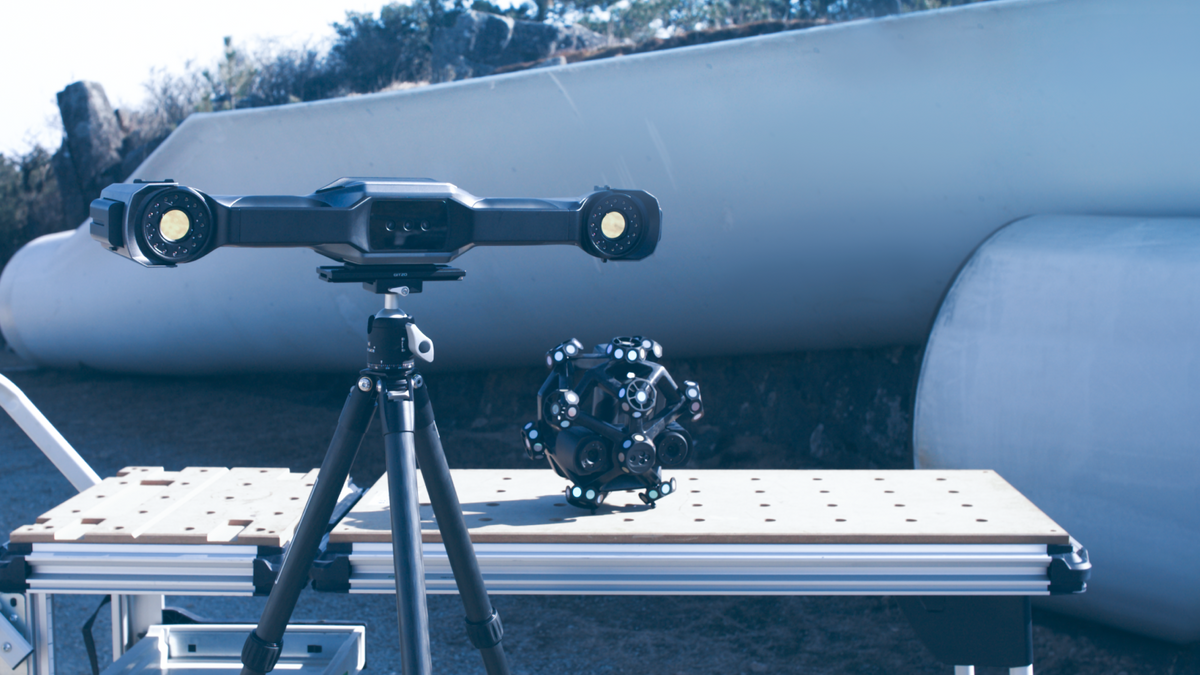 FreeScan Trak Nova optical tracking system for large-part inspection