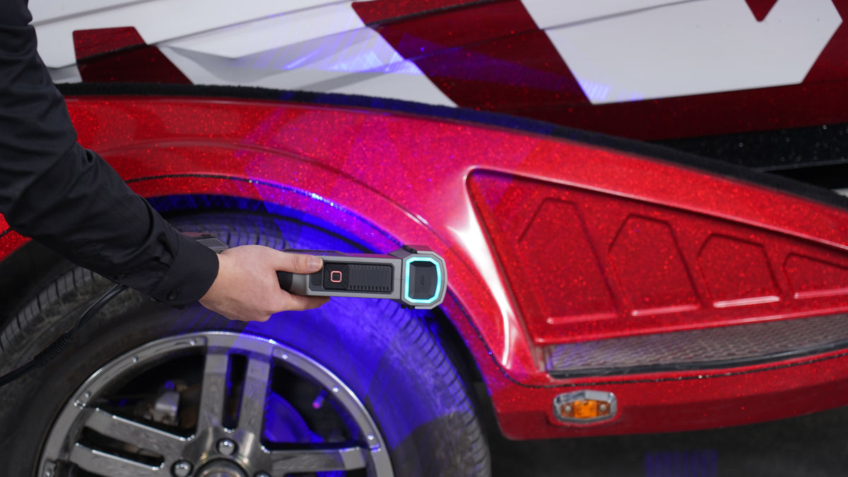 Reliable laser capture on dark and reflective industrial surfaces