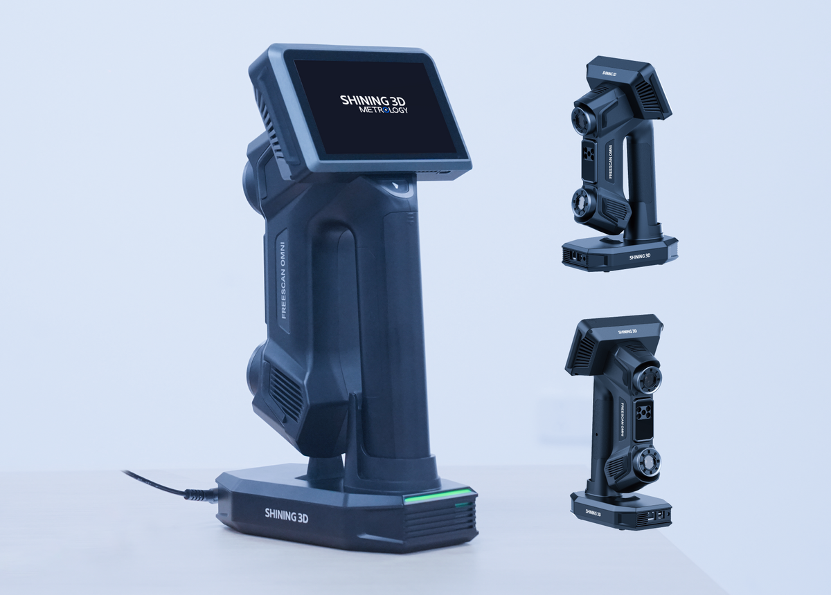 Hot-swappable batteries and Smart Dock